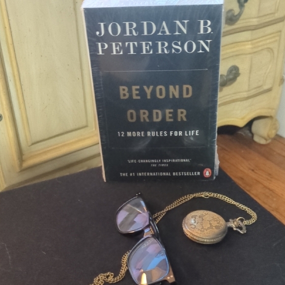 Jordan B. Peterson Books - Beyond Order & 12 Rules for Life - Picture 5 of 8